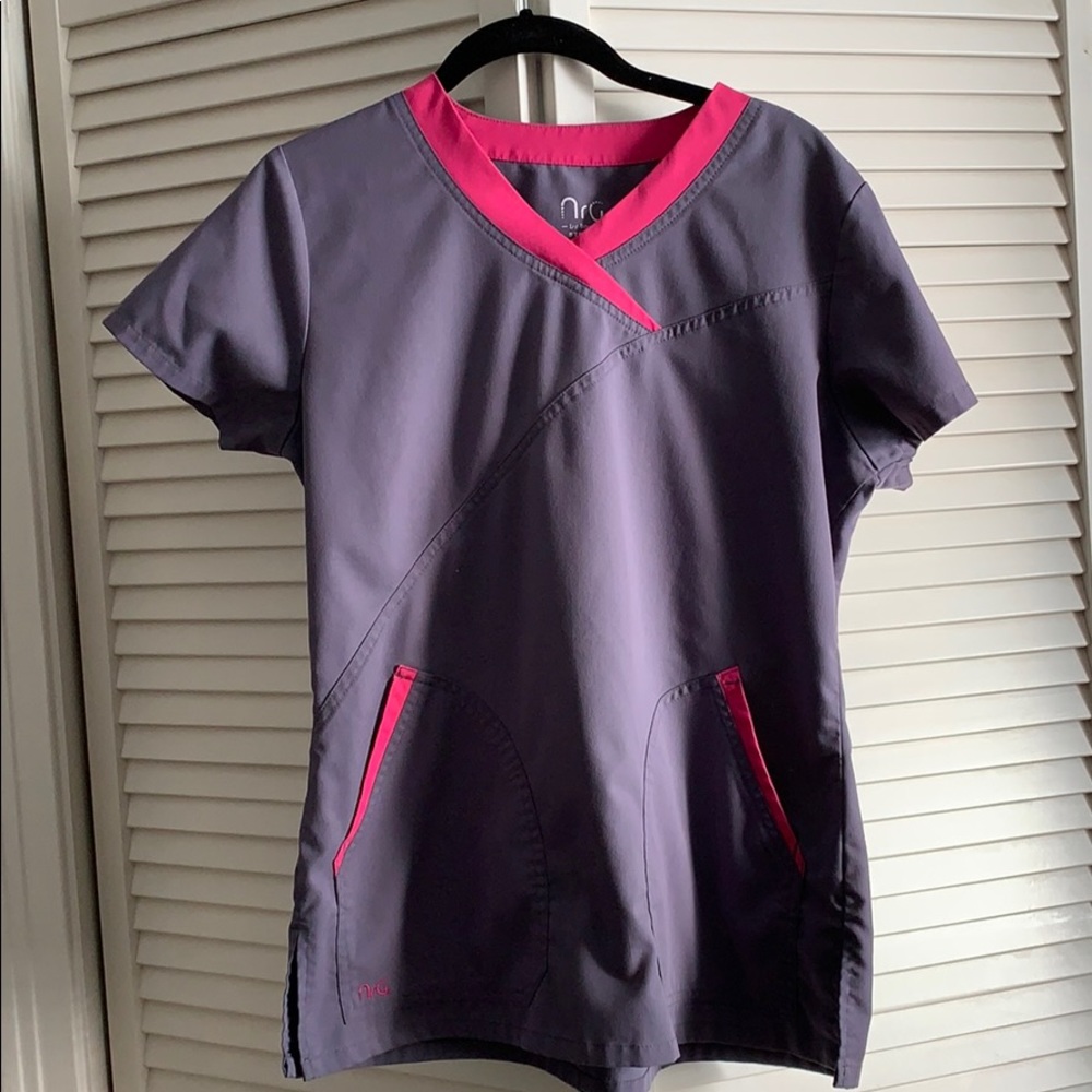 NRG Gray Scrub Top with Pink Outline